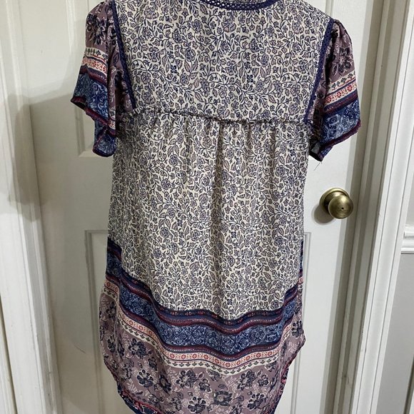 S Knox Rose BoHo Style Top with Front Tie and Tassels - Picture 5 of 7